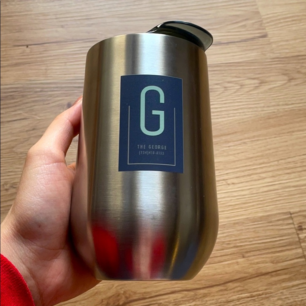 Stainless steel drinking cup thermos